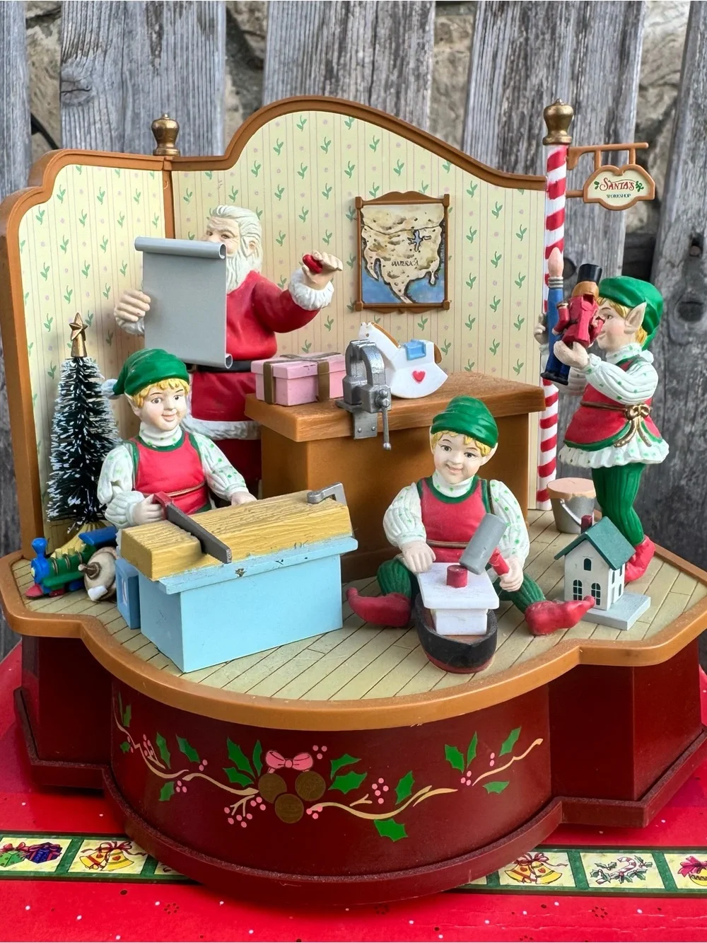 Vintage 1992 Animated Musical Santa's Workshop